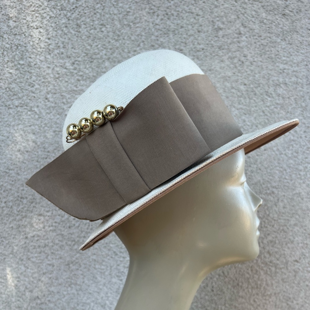 Vintage white straw bowler style hat taupe grosgrain ribbon pin 22 Bullocks